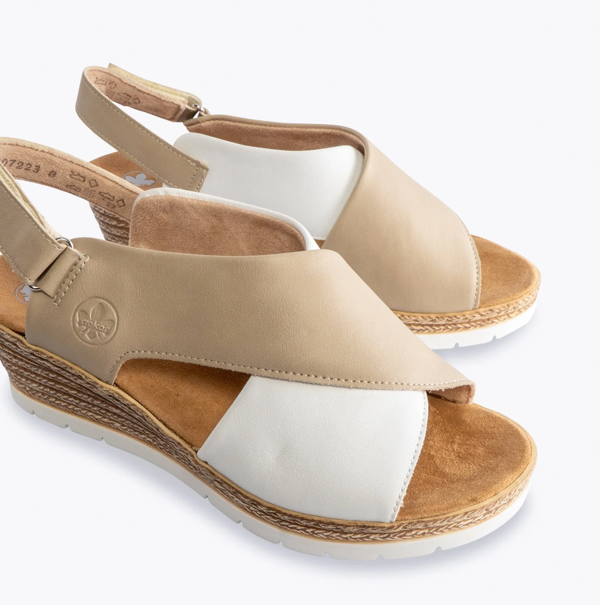 61975-62 Womens Sandals Beige