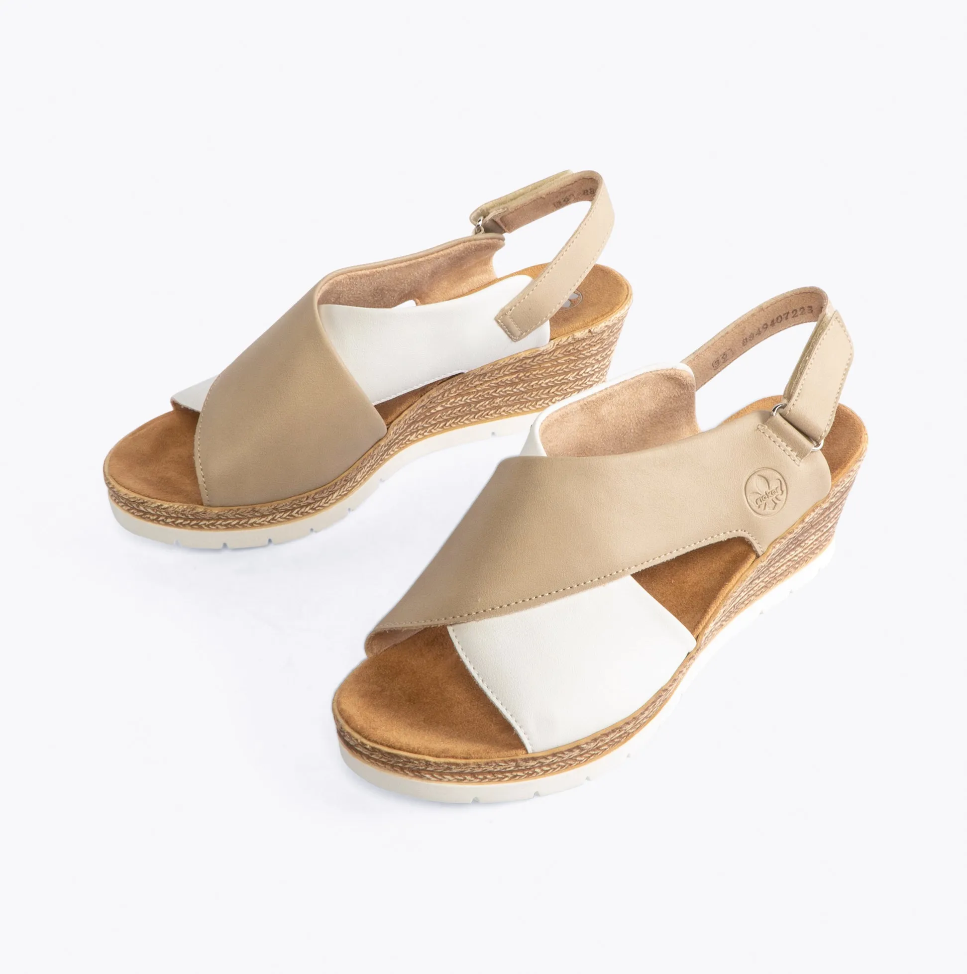 61975-62 Womens Sandals Beige