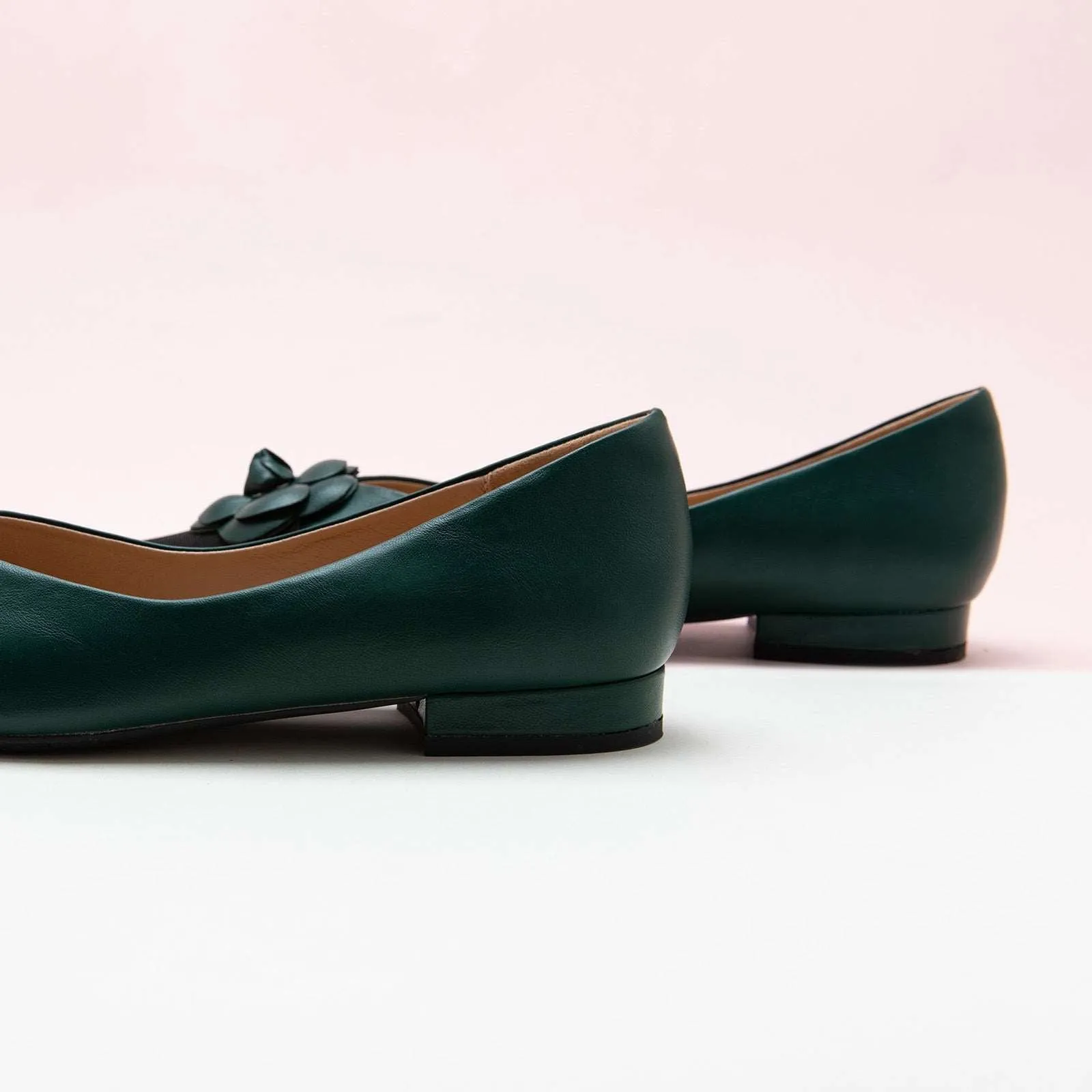 Camellia Flats (Aida) Dark Green