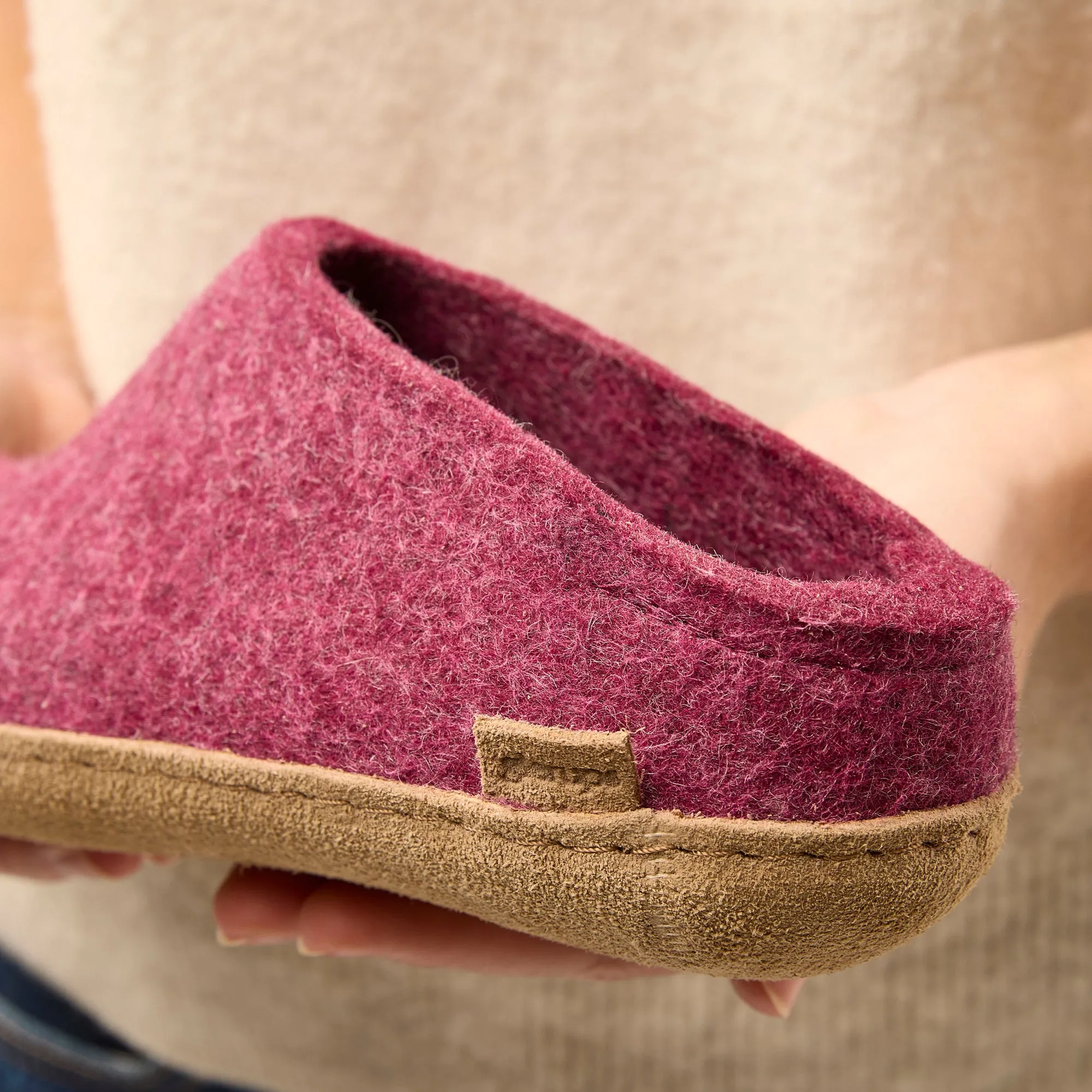 Slip-on with leather sole - Cranberry