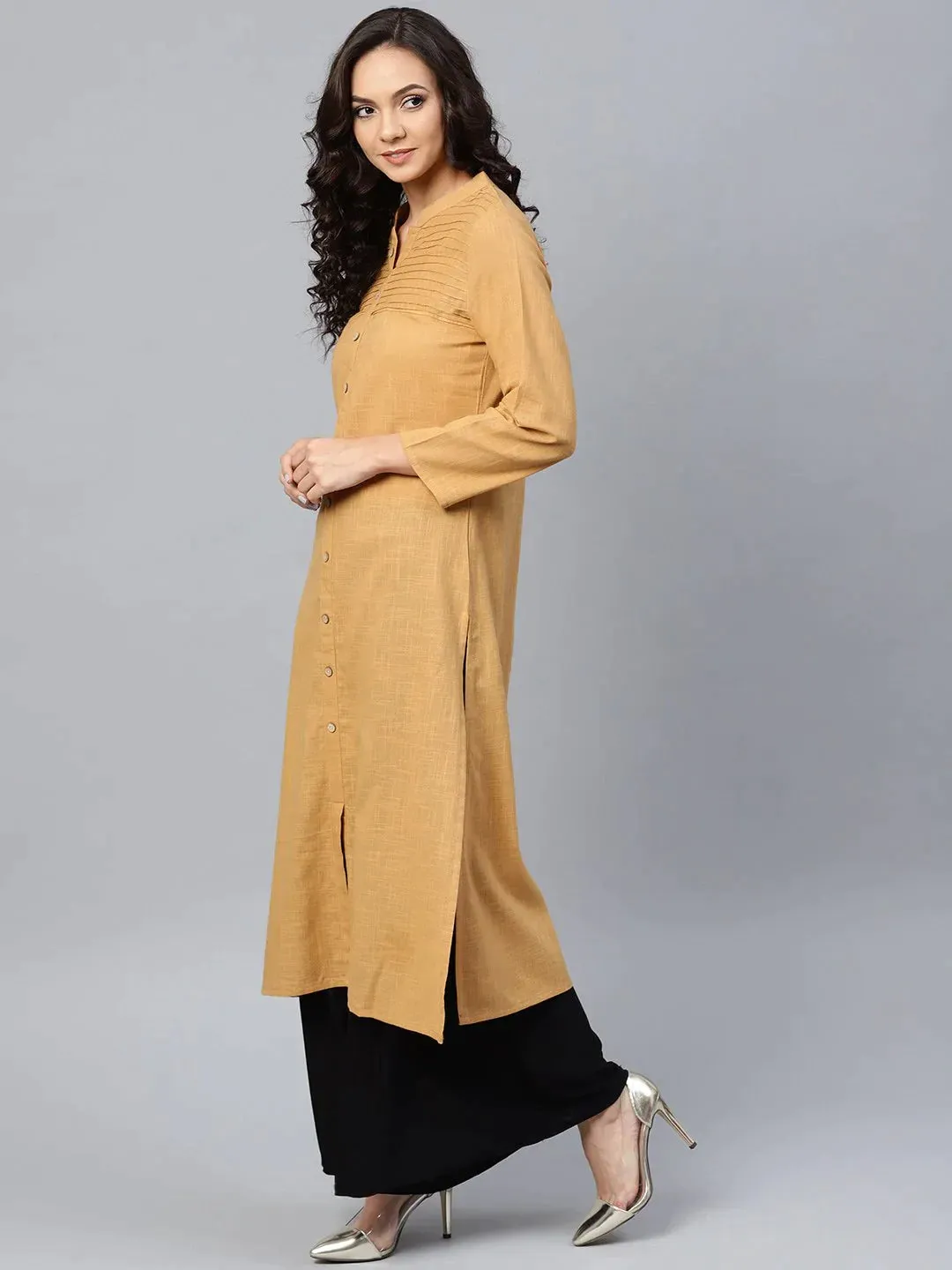 Women Beige Cotton Straight Kurta With Pintucks