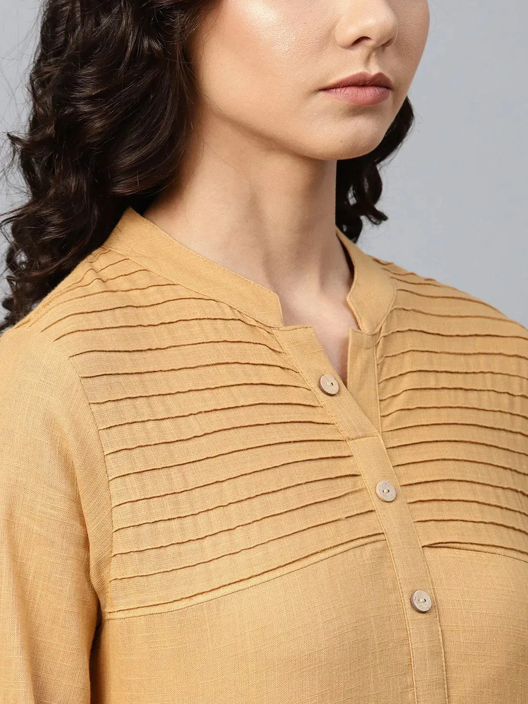 Women Beige Cotton Straight Kurta With Pintucks