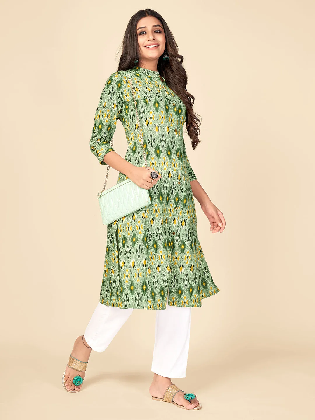 Women'S Printed A-Line Cotton Green Kurta With Multiple Slit